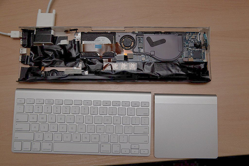 The MacBook Air Project: Modder Puts Mac Under Apple Keyboard